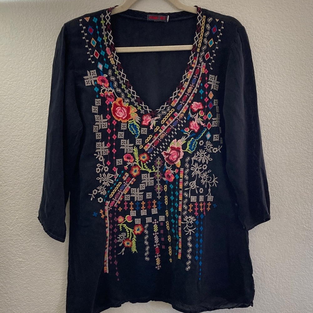 Johnny Was Black Blouse Embroidery 3/4 sleeves boho oversized 20x28 M